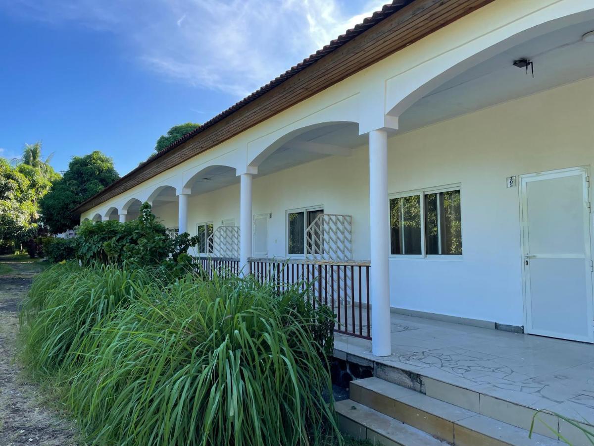 Hotel La Grillade Moroni Ngoại thất bức ảnh