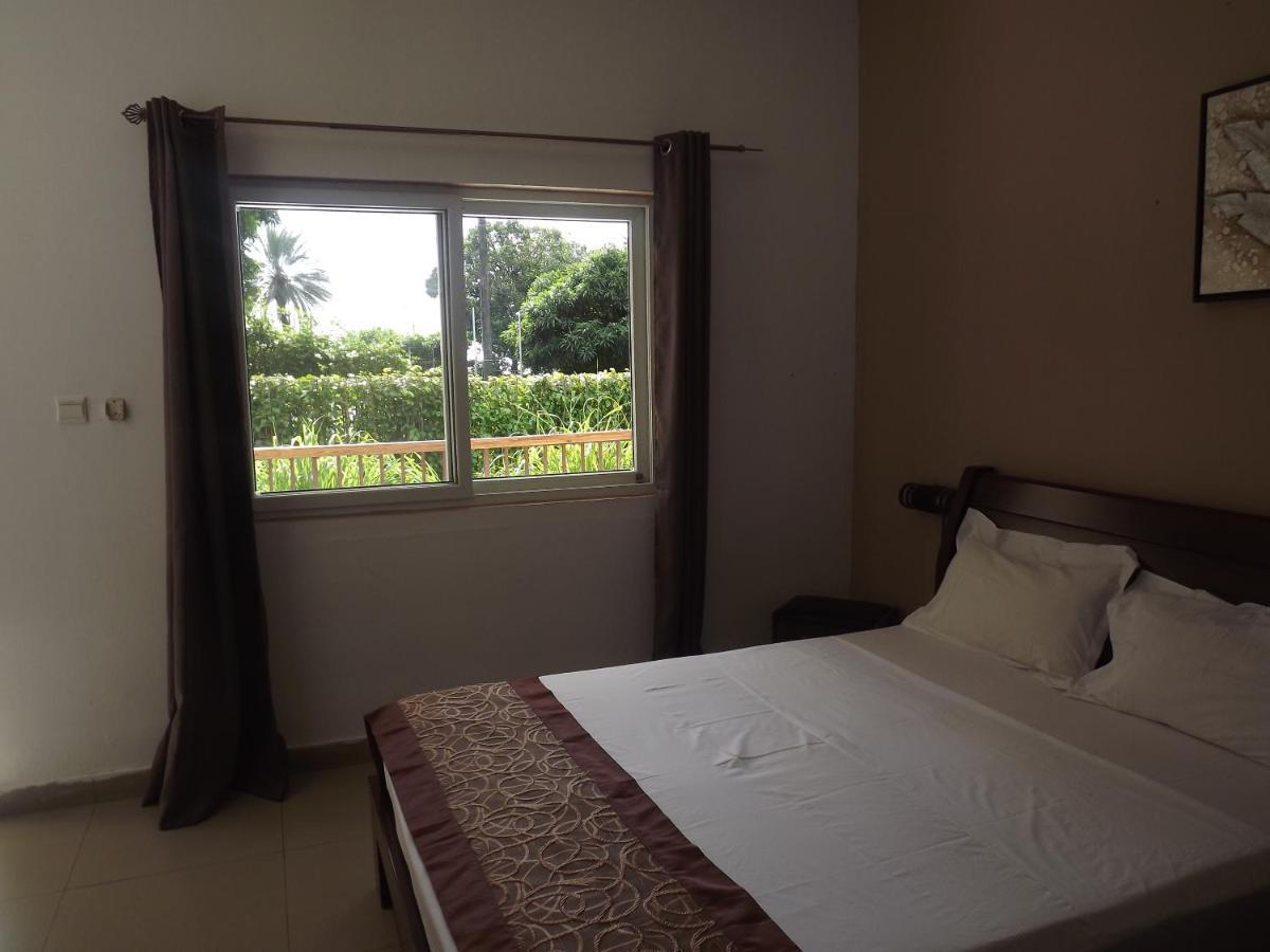 Hotel La Grillade Moroni Ngoại thất bức ảnh