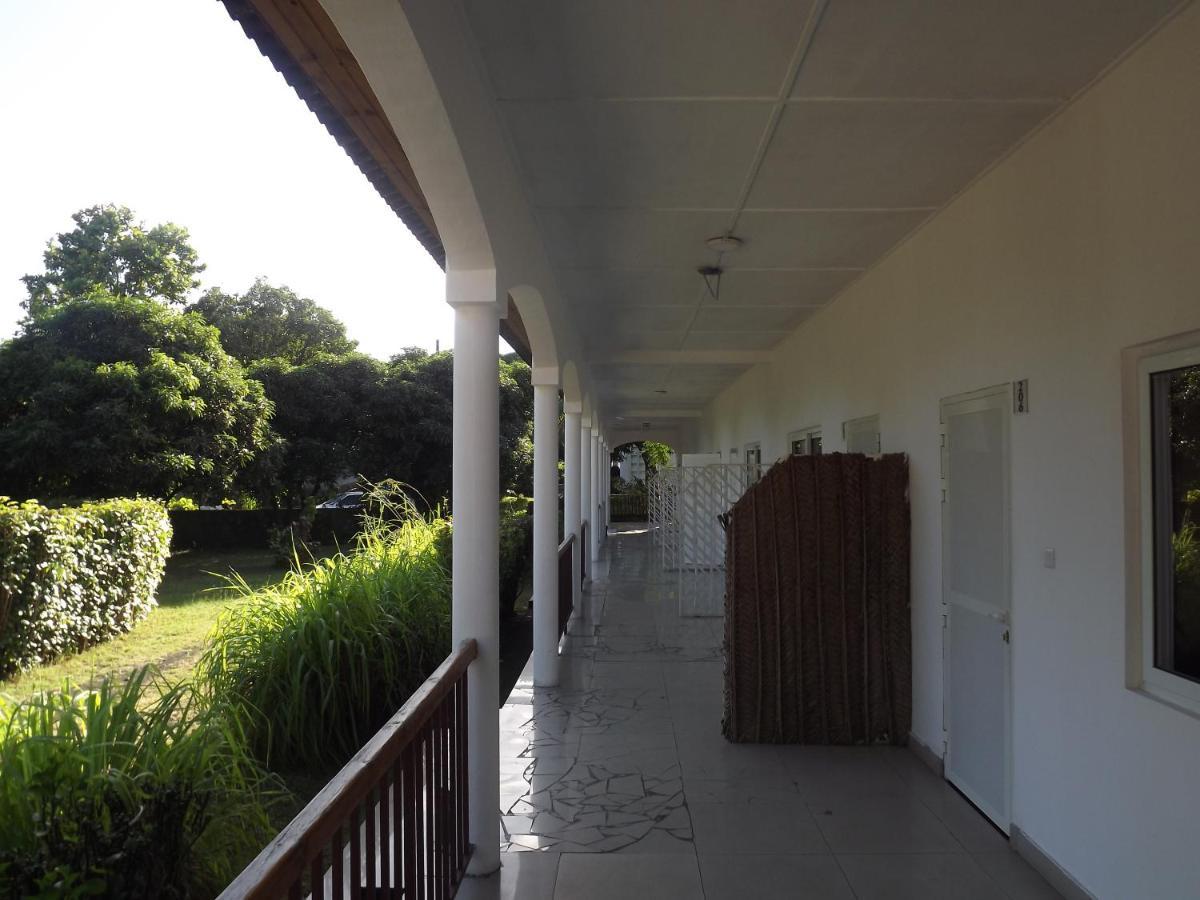 Hotel La Grillade Moroni Ngoại thất bức ảnh
