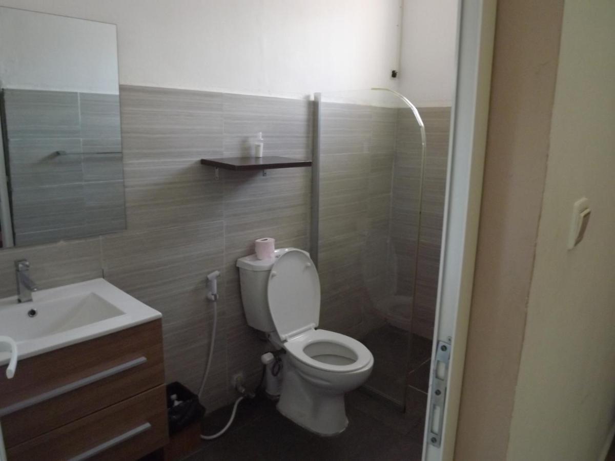 Hotel La Grillade Moroni Ngoại thất bức ảnh